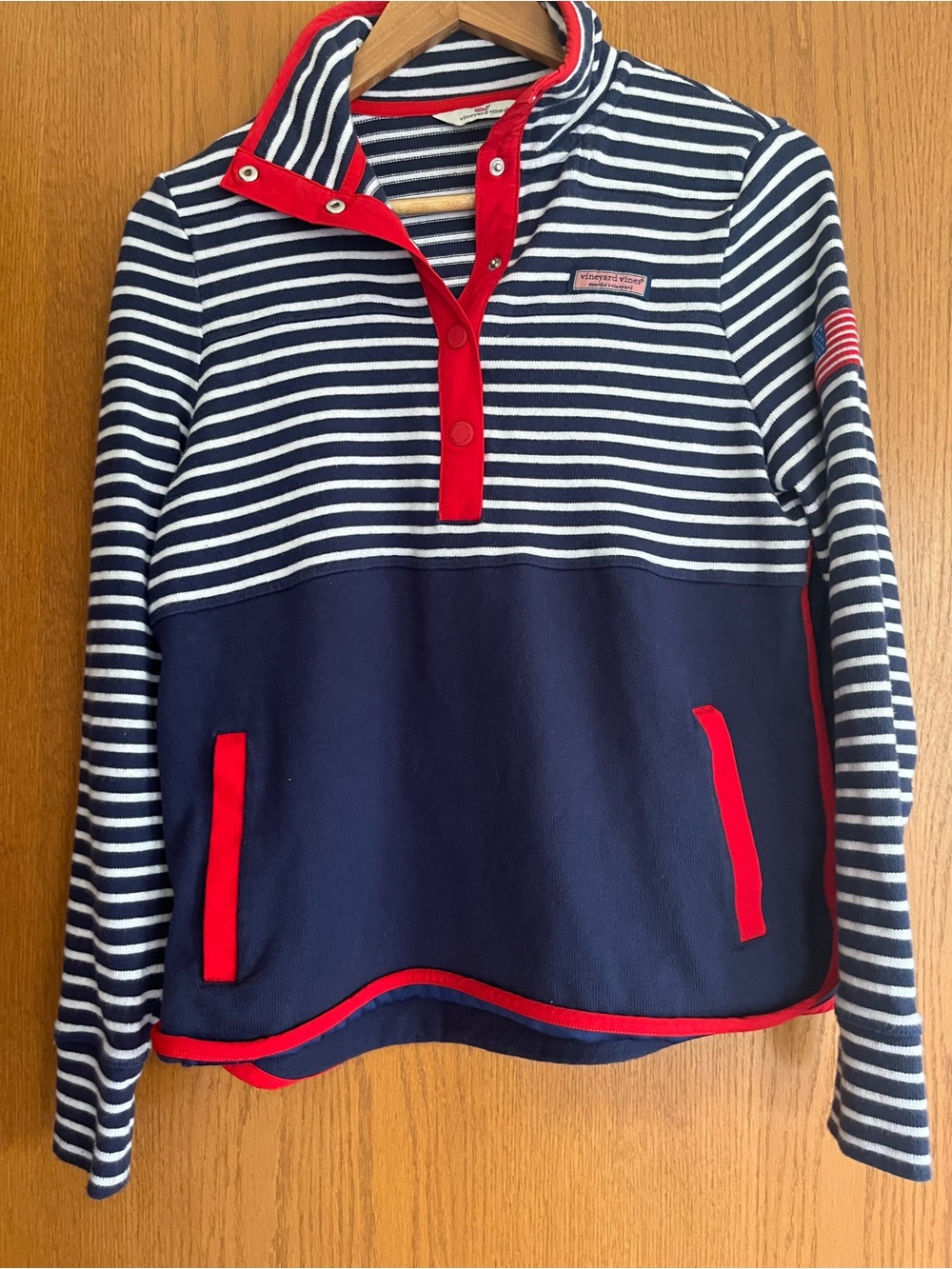 Vineyard Vines USA Pullover Sweatshirt